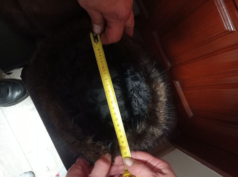 Продам норковую одну шапку обманка