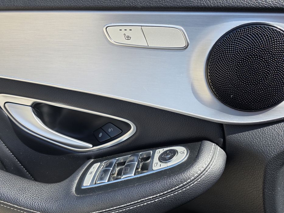 Mercedes-Benz C220 d PACK AMG