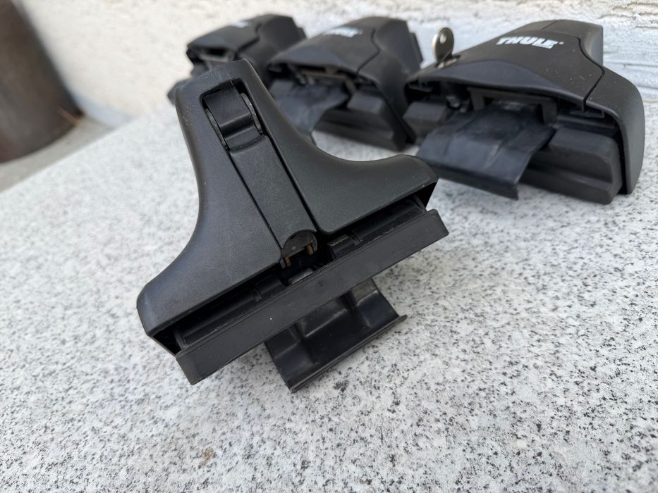 Belki dachowe Thule WingBar 961 118 cm + stopy Rapid System