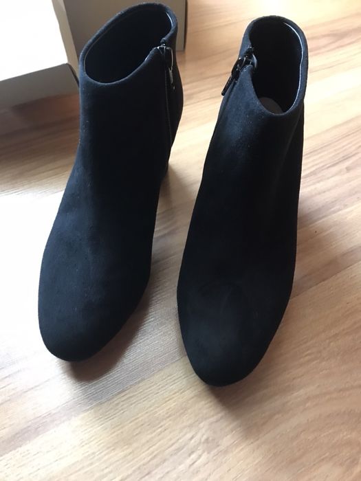 Ботильйони ботинки жіночі Clarks  kelda nights/ натурал. замша (36)