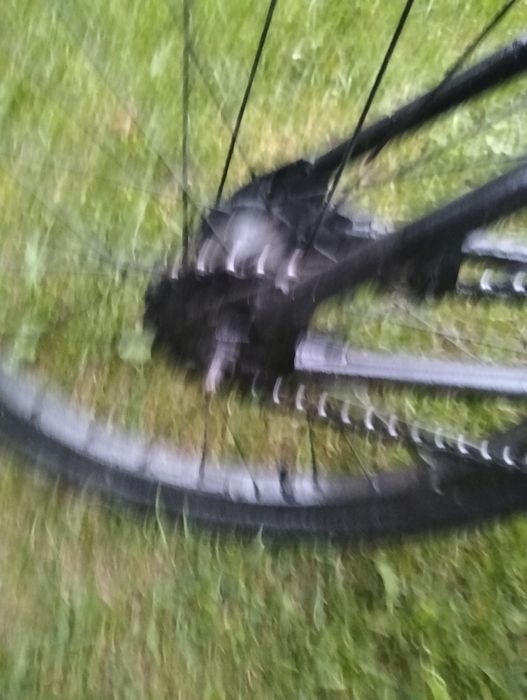 Witam mam na sprzedaż bmxa cena do negocjacji stan dobry.