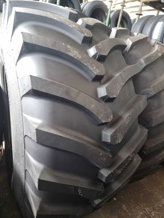 Opona 800/65-32 16PR TT 164A8 JH605 (30.5L-32)