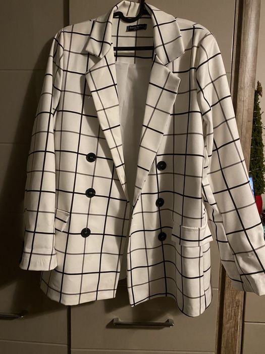 Marynarka biala w czarna krate