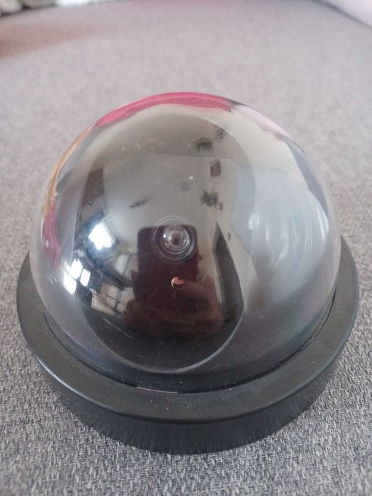 Atrapa kamery monitoring