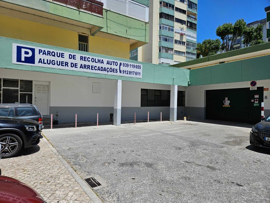 Arrecadação | Self storage | Garagem | Estacionamento motociclos