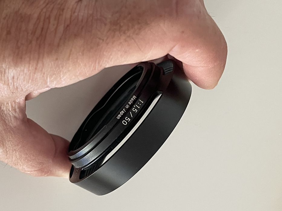Zeiss Lens hood for C Sonnar f1.5 50mm ZM