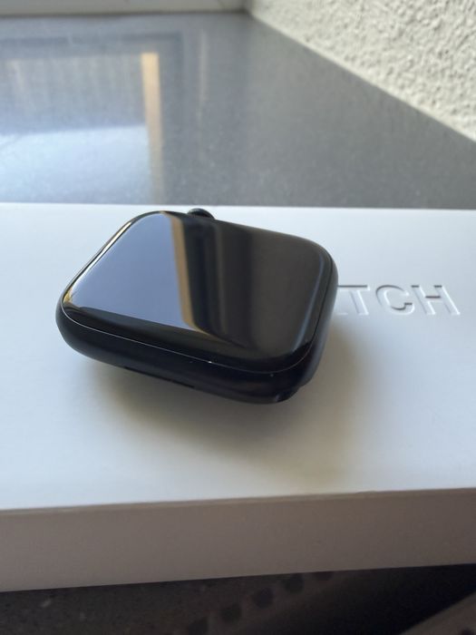 UŻYWANY Apple Watch 9 GPS + Cellular 45mm