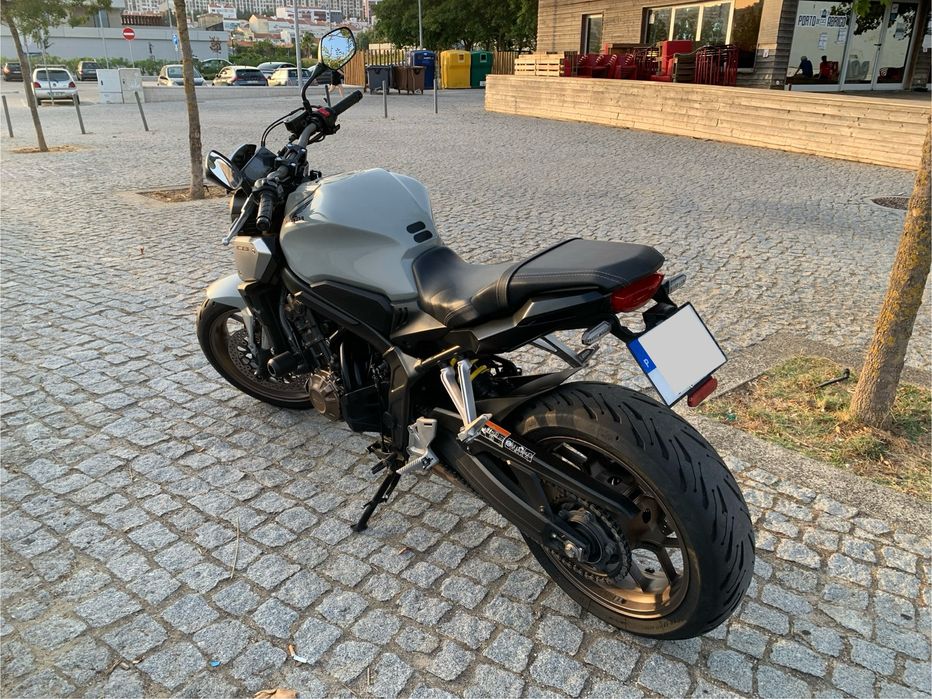 Honda CB650R - 2021