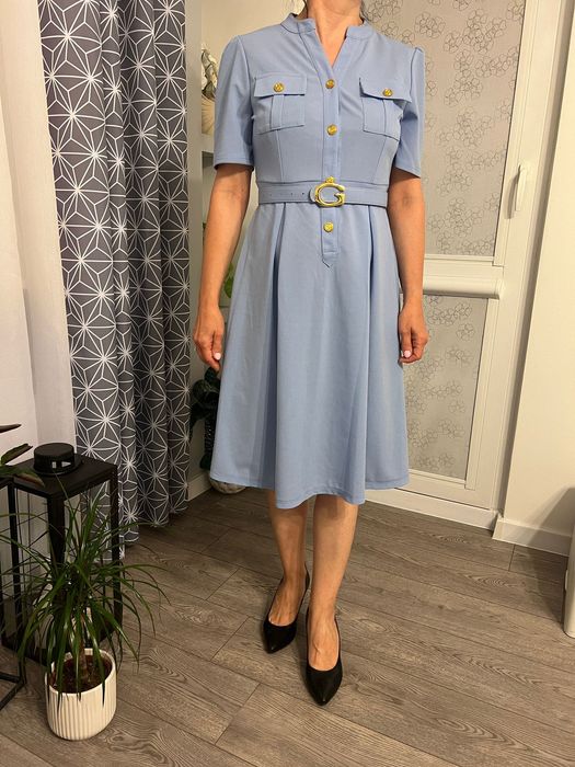 Elegancka sukienka do pracy