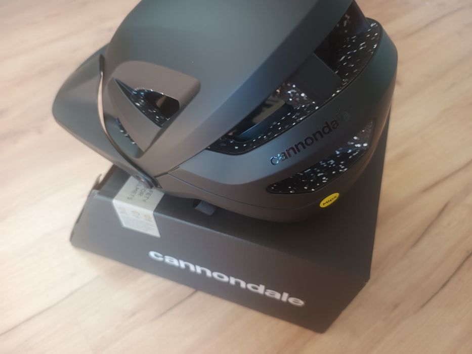 Kask rowerowy Cannondale Track Mips M Nowy