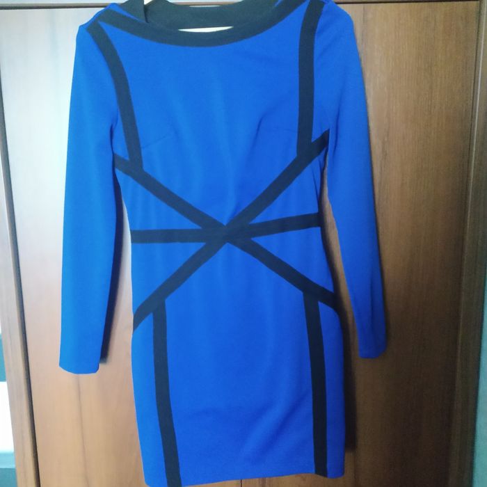 Продам жіночу сукню