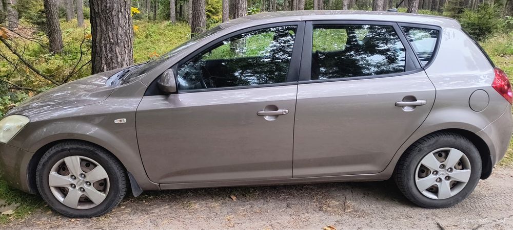Kia Ceed 2.0 CRDi 140 KM | 2008 | 212 tys. km