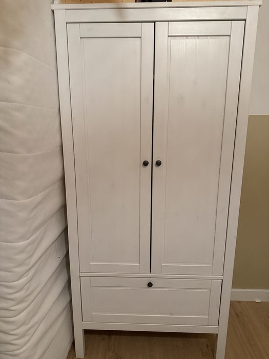 Szafa sundvik ikea biala do pokoju dzieci