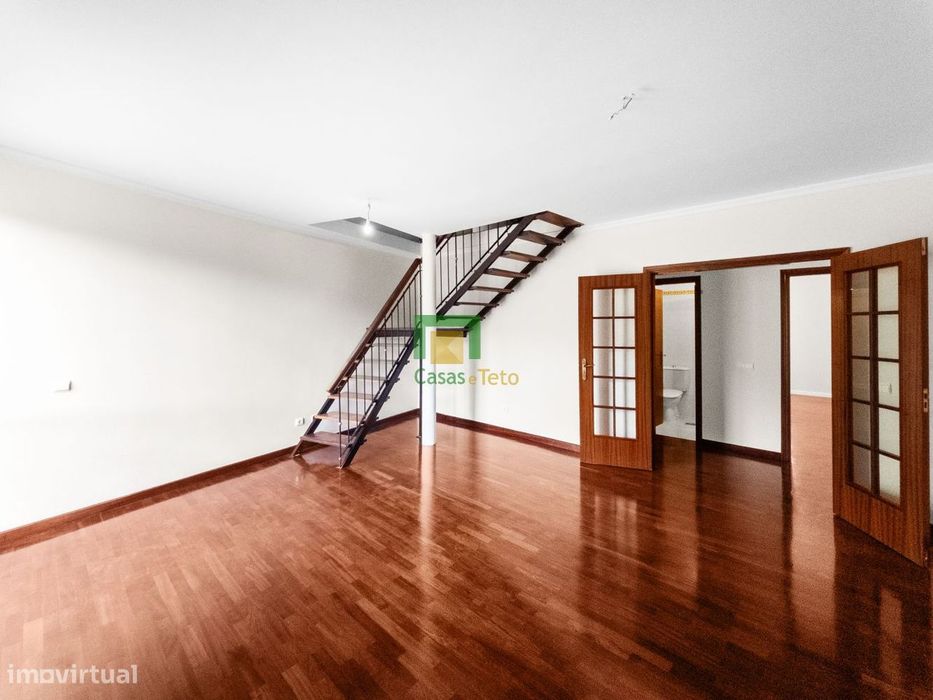 Apartamento T3 Santo António