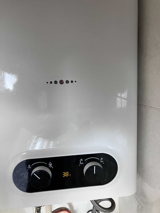 Esquentador Eletrónico a gás 19KW 11L HTW ATM