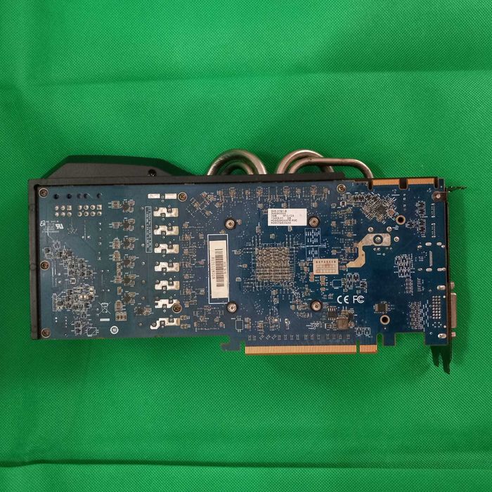Placa Gráfica AMD R9 280X - 3GB - Avariada