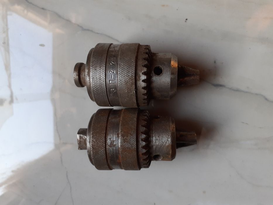 Патрон для дрели.