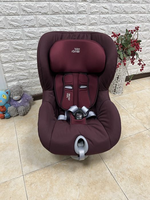 Автокрісло Britax Römer KING 2 Група 1 (9-18 кг)