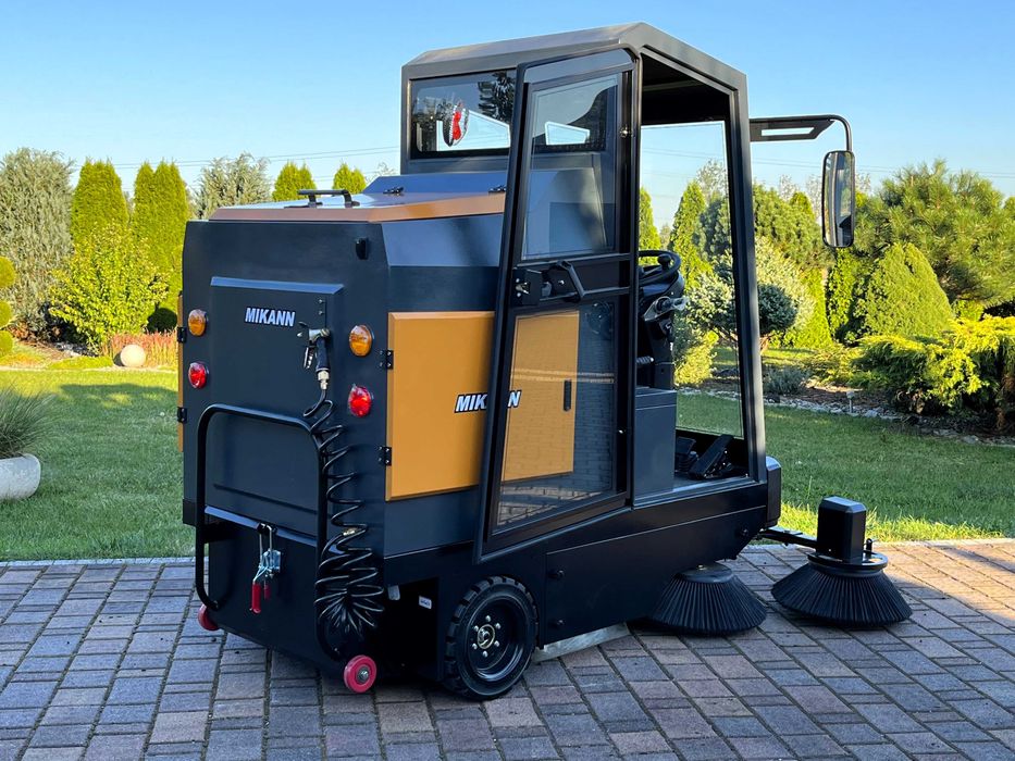 Zamiatarka Samojezdna, Mikann ME190,Karcher, Hako Japan Trak