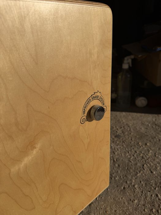 Cajon Thoman novo