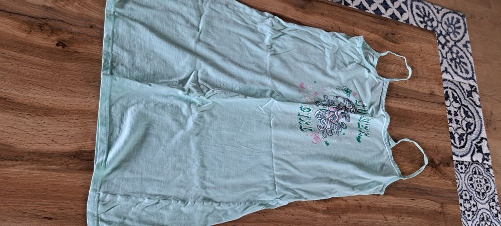 Koszula nocna na ramiączka rozmiar s italian fashion
Polecam serdeczni