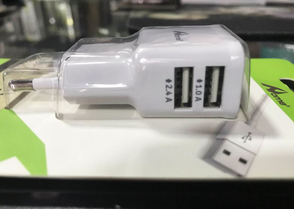 Carregador com 2 USB (2.4A / 1.0A) - Transformador / Carregador parede64740395452419121