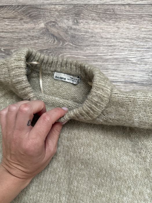 Светр жіночій Pull&Bear