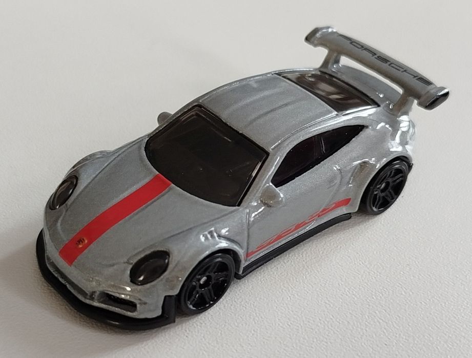 Hot Wheels Porsche 911 GT3 RS