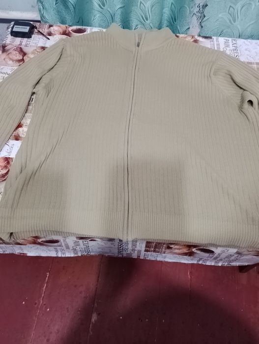 Светр на замочку SOUTHBAY