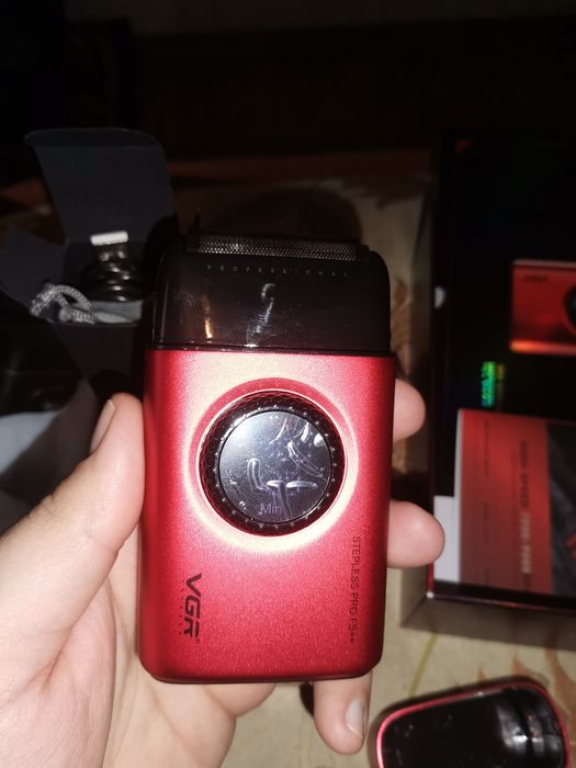 Шейвер ( Бритва) VGR V-377