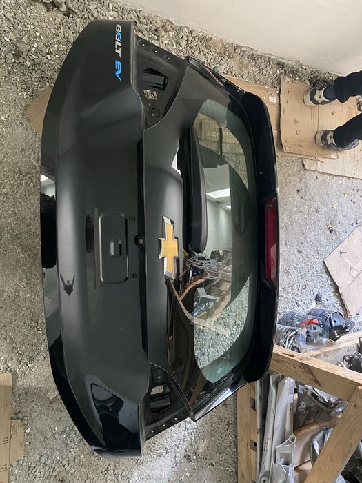 Ляда, кляпа, кришка багажника Chevrolet Bolt Opel Ampera 2017-2021