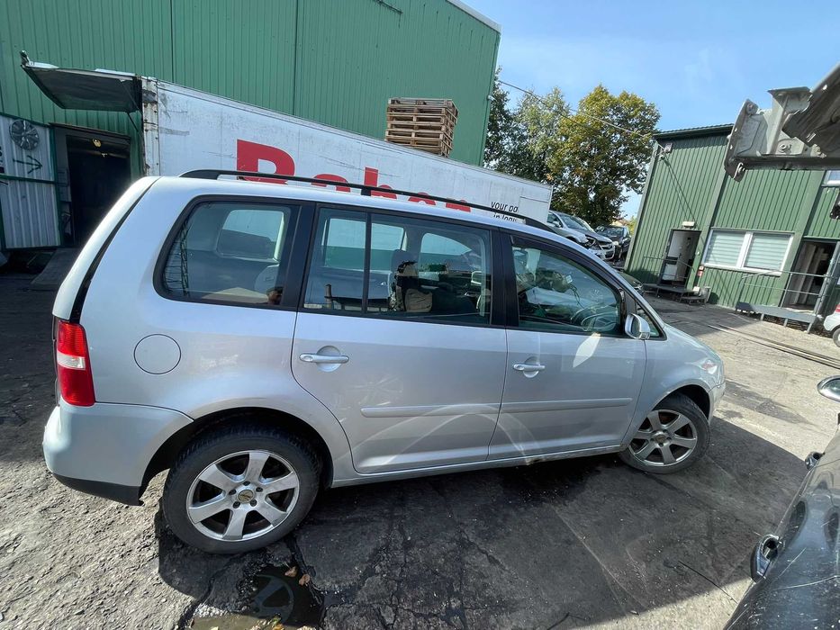2005 Volkswagen Touran 2.0 TDI BKD 140 KM LAKIER LA7W Silnik Skrzynia części