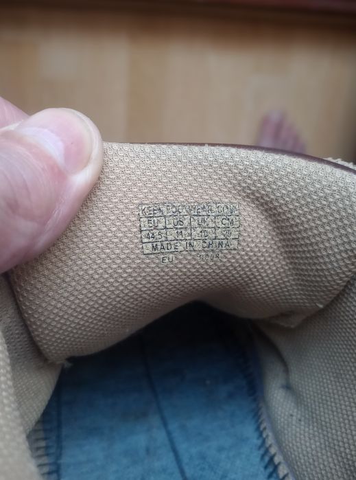 Кроссовки Keen,44,5 в хорошем состоянии, все целое.