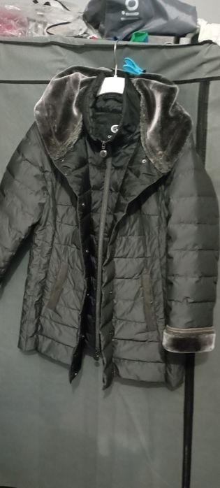 Gil Bret kurtka puchowa za pupę