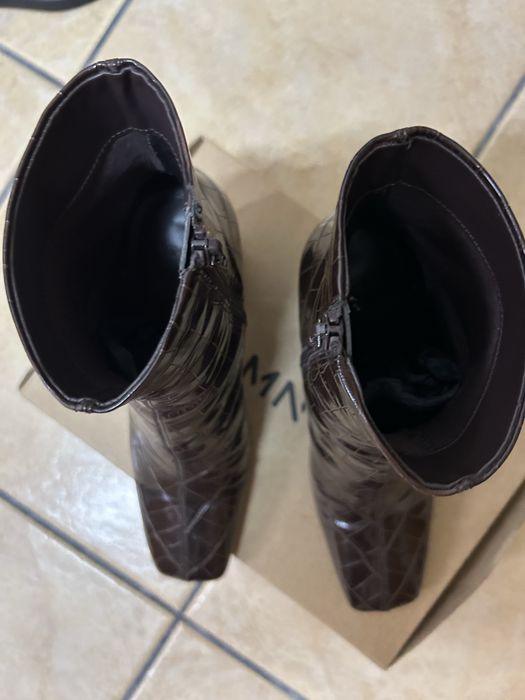 Botas castanhas da Mango