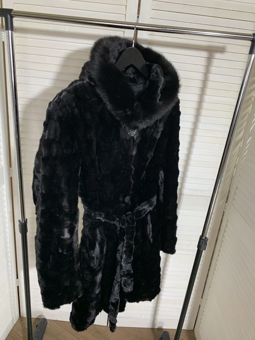 Продам шубу норкову