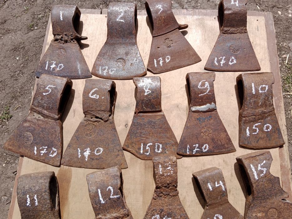 Сокири. Топори СССР. Ціни на фото