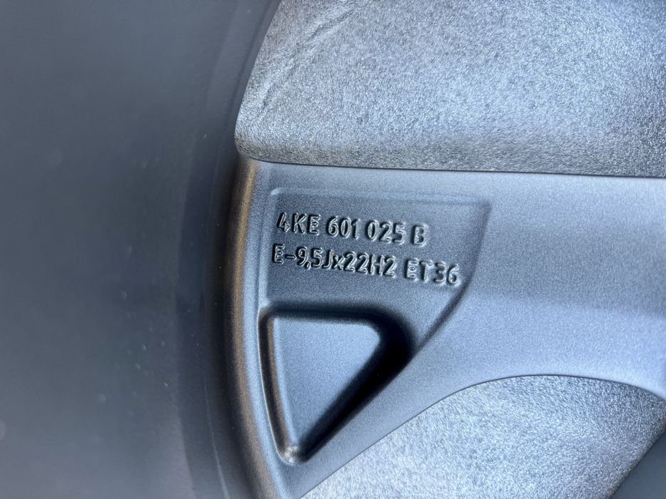 Нові оригінальні диски 22 Audi sport  Q7  Q8  e-tron