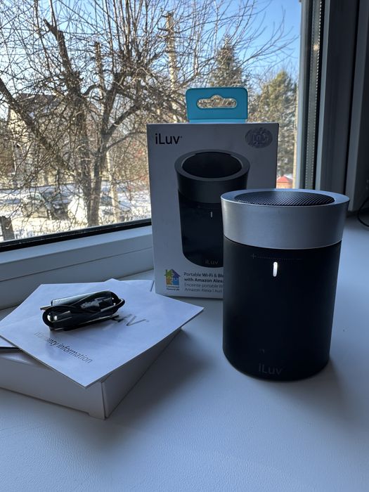 Портативна смарт-колонка iLuv з Amazon Alexa