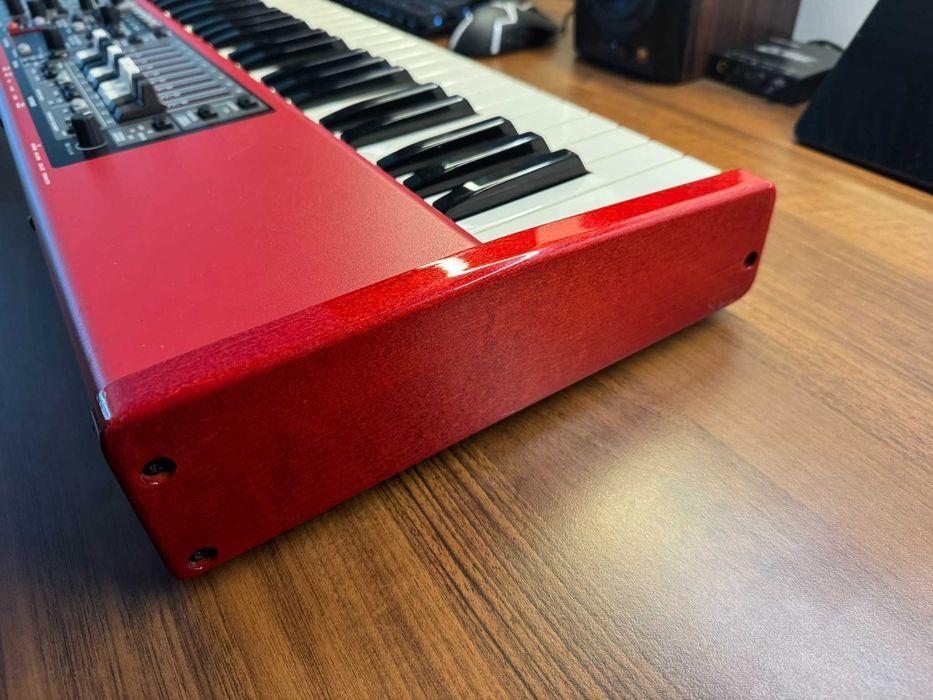 Nord Electro 5D 73 klawisze