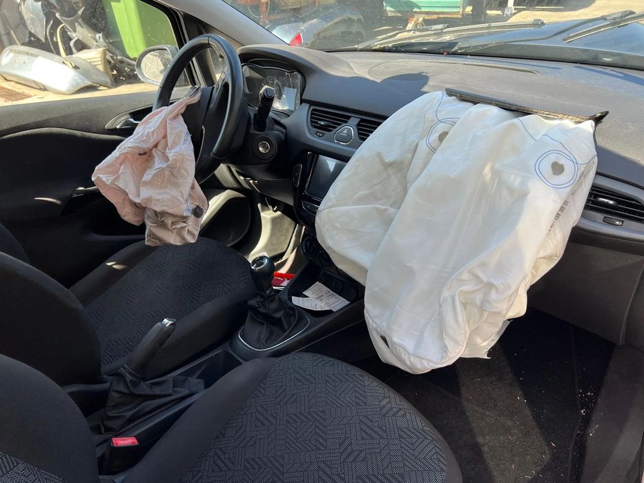 Para peças OPEL Corsa E