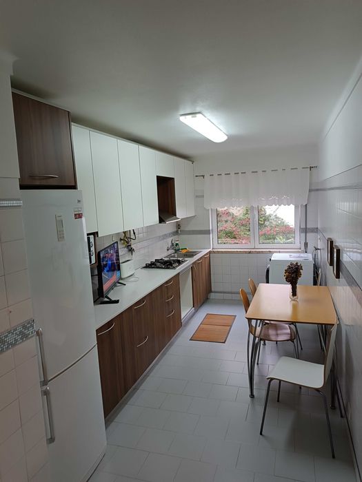 Quarto em Leiria, Despesas incluídas