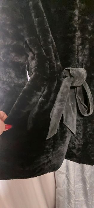 Продам шубу мутон с норочкой