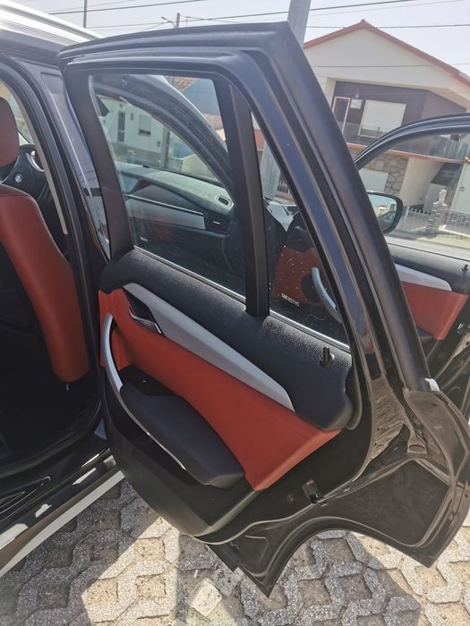 BMW X1 18d automático