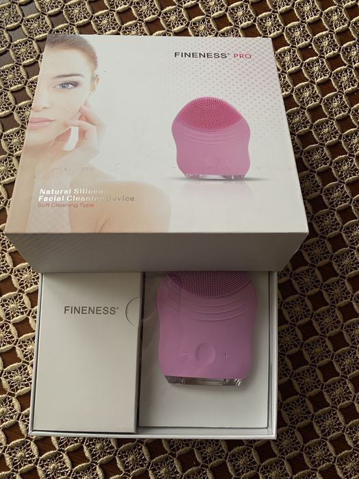 Szczoteczka soniczna, silikonowa do twarzy  Fineness Pro FE-L V— NOEA