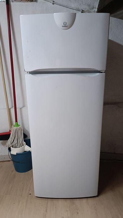 Frigorífico Indesit