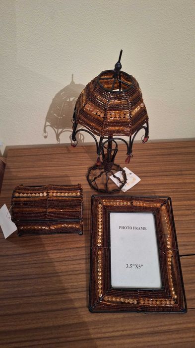 Conjunto porta-fotos, porta joias e candeeiro