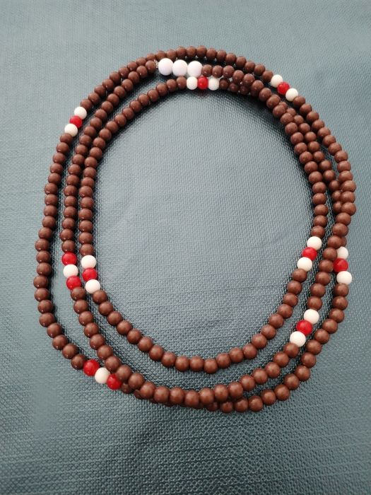 Guias Zé Pelintra, Oxossi, Pretos Velhos, etc