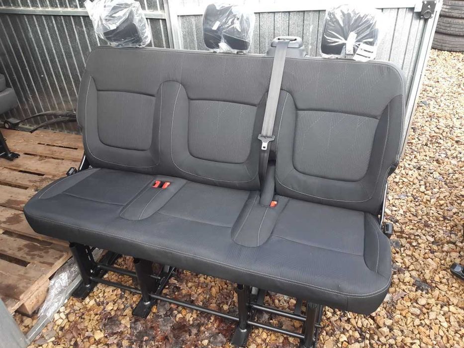 Ławka fotel kanapa III rząd Renault Trafic II/III Opel Vivaro Talento