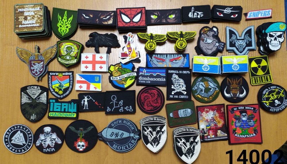 Високоякісні шеврони на лупучці. В наявності та під заказ.